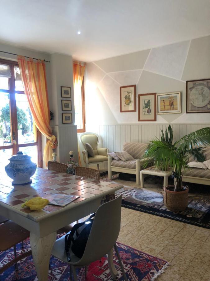 B & B Da Giusy Corte Franca Dış mekan fotoğraf