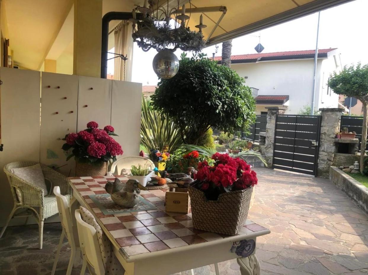 B & B Da Giusy Corte Franca Dış mekan fotoğraf